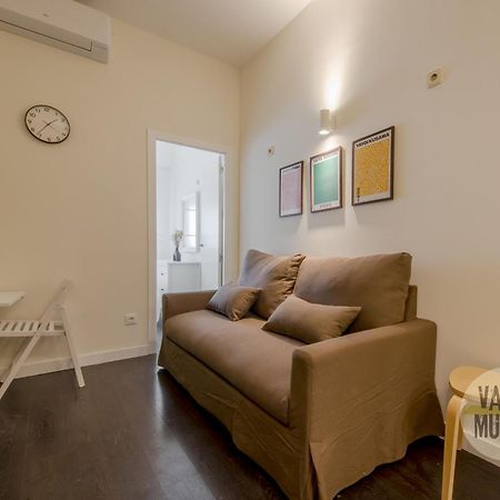 Tiny Apt Para 3Pax En La Plaza De Chueca Мадрид Экстерьер фото