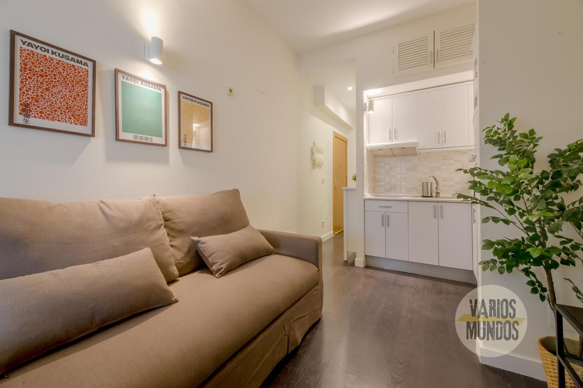 Tiny Apt Para 3Pax En La Plaza De Chueca Мадрид Экстерьер фото